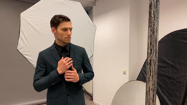 Smart casual and body photoshoot with Italian model Francesco D'Aquino смотреть онлайн