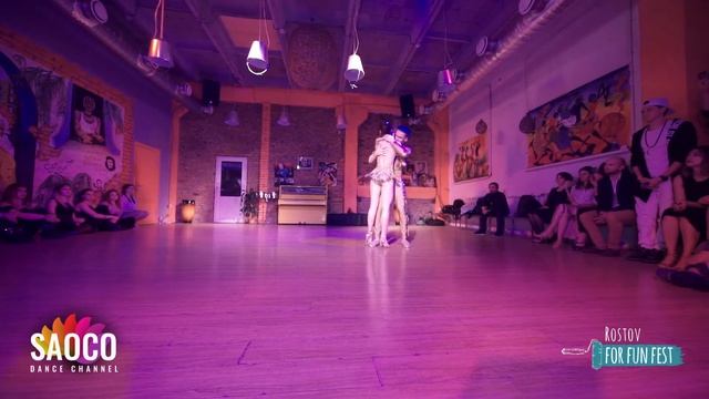 Dmitriy Vagis and Svetlana Ivanova Bachata Show at Rostov For Fun Fest (Russia), Saturday 02.11.201 смотреть онлайн