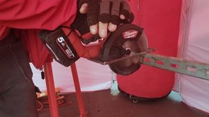 Аккумуляторная циркулярная пила по металлу Milwaukee M18 FMCS 0X