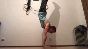 Как я учил СТОЙКУ НА РУКАХ/Обучение СТОЙКИ НА РУКАХ