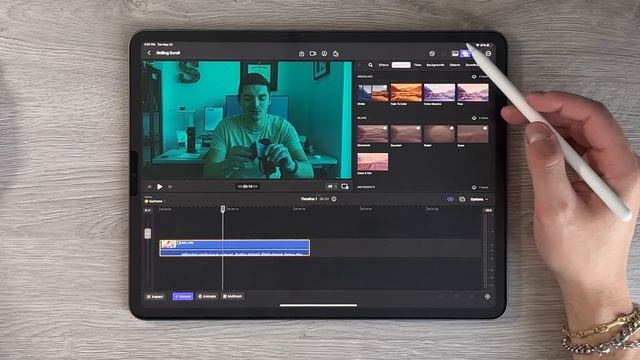Hands-on: Final Cut Pro for iPad | Game Changer for Some, Let Down for Others смотреть онлайн