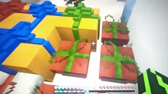 Нашел мини дом деда Мороза. смотреть онлайн