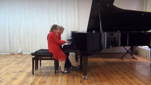 Дячук Мілана, Філіпов Андрій. 9 років. Р. Шуман "Мрії", Б. Печерський "Хлоп-марш". смотреть онлайн