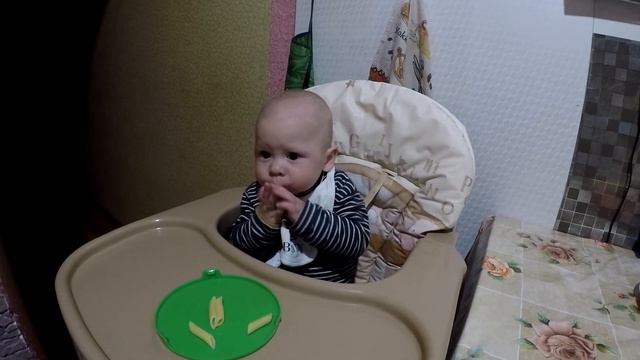 Ребёнок в 9 месяцев. Развитие малыша