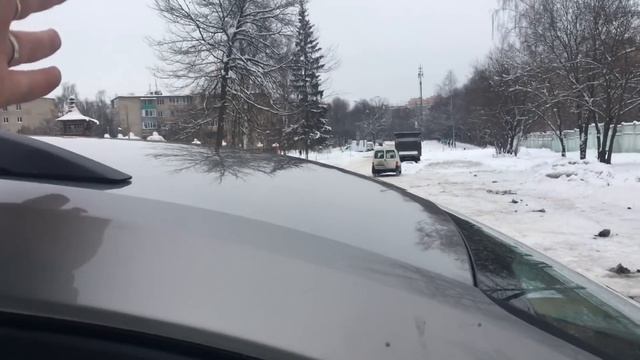 ŠKODA KODIAQ проблема с левым омывателем фары и как решить ее!!! Что нового в эксплуатации! смотреть онлайн