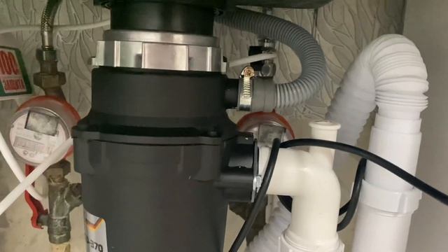 Зачем на кухне Диспоузер. Измельчитель бытовых отходов. смотреть онлайн