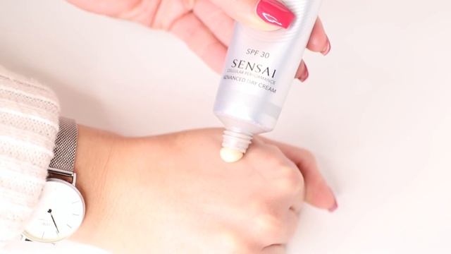 SENSAI Cellular Performance Advanced Day Cream spf30 смотреть онлайн
