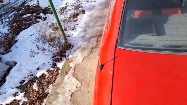 Почему двигатель запускается и сразу глохнет или вообще незапускается .