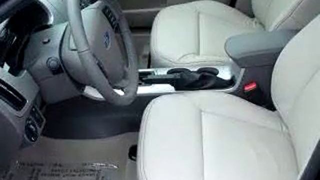 2010 Ford Focus SES w/Sync 32210 Duval Ford смотреть онлайн