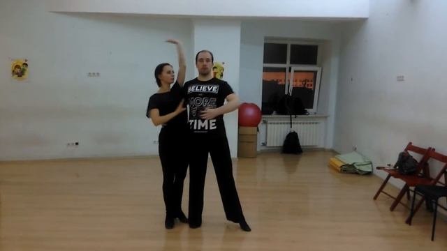 Хастл. Фигуры для начинающих. Раскрытие с другой боковой поддержкой.