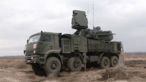 Российские военные отразили массированный ракетный удар по городам Херсон и Изюм
