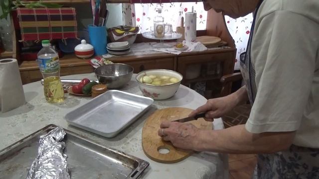 Кефаль каспийская, запеченная с картофелем смотреть онлайн