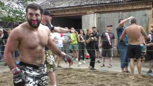 ДАГЕСТАНСКИЙ ОРЕЛ против Бойца ММА  !!! Крутой Бой !!