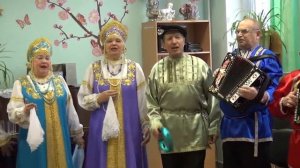 Возьму гармонь - по кнопочкам пройдусь я  исп.анс. Раздолье