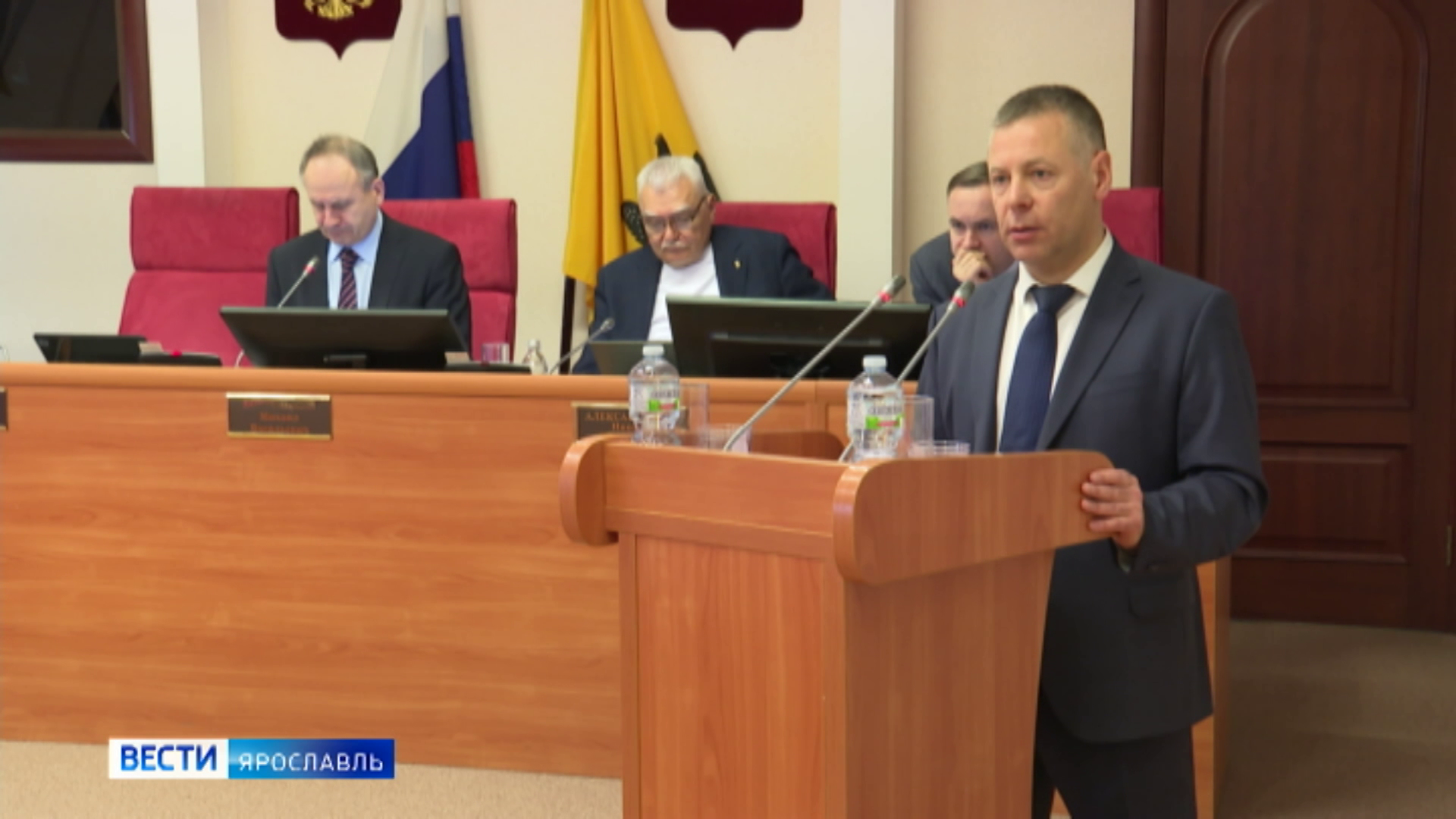 Губернатор Михаил Евраев представил областным депутатам отчет о работе правительства за 2023 год