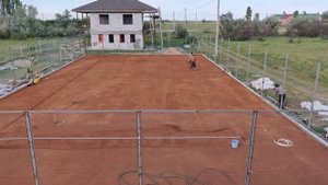 Строительство теннисного корта, линии.