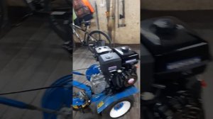 Мотоблок Нева 15 сил. Всё подошло от старого двигателя.