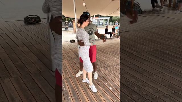 Cubana - Joeboy - Kizomba Dance by Fola & Maribel in Köln, Germany смотреть онлайн