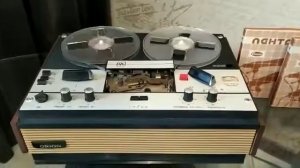 Снежеть 202 бобинный магнитофон 9,19,4 я скорости 4 дорожки