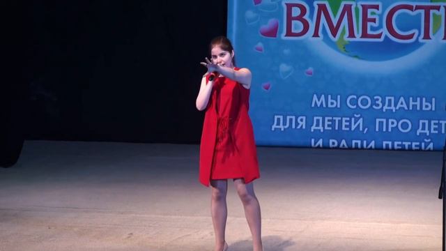 Strange birds by Thana смотреть онлайн