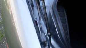 Ауди 80 амортизаторы багажника замена.