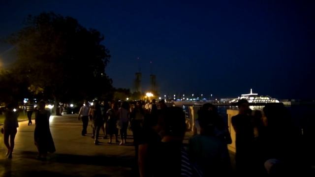 Азербайджан своим ходом || Вечерний Баку || Едем к огнепоклонникам в Атешгях || Заблудились мы