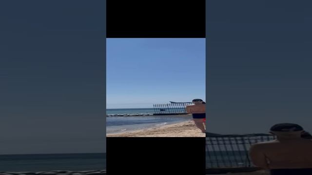 истребители над крымом. какой самолет летает над крымом. что за самолет летает над крымом. самолёт разведчик над крымом. 2014 российские вертолеты над крымом.