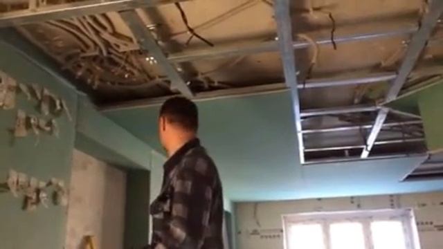 Монтаж распаечной коробки, электромонтаж Тула смотреть онлайн