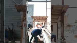 Пилорама -рамщик пилит 36 бревно