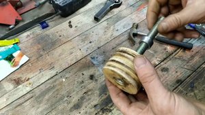 Самая ЛУЧШАЯ самоделка для БОЛГАРКИ!! Гриндер своими руками из профильной трубы!!