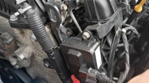 Как снять впускной коллектор на Hyundai i40 1.7 crdi