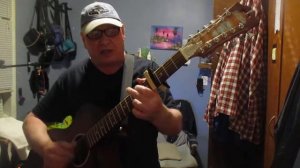 Я плыл домой устав от долгих странствий.