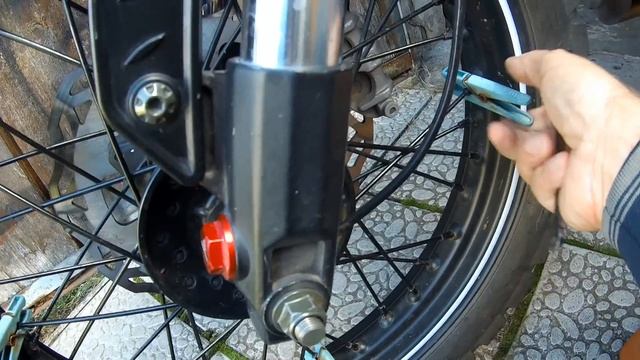 Как протянуть спицы мотоцикла Geon Scrambler смотреть онлайн