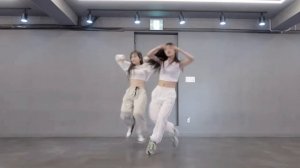 Odd Eyés (오드아이즈) - Dance Performance (Practice Ver.)