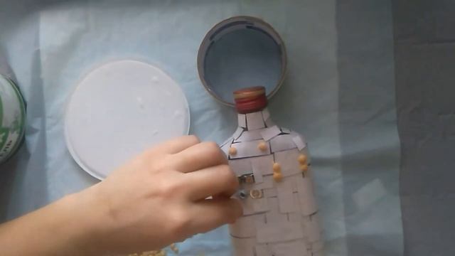 Декор бутылки для мужчин. Подарок на 23 Февраля своими руками.Декор картоном смотреть онлайн