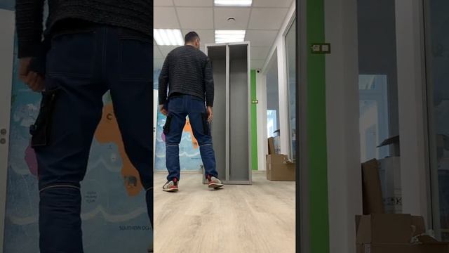 Сборка металлического шкафа