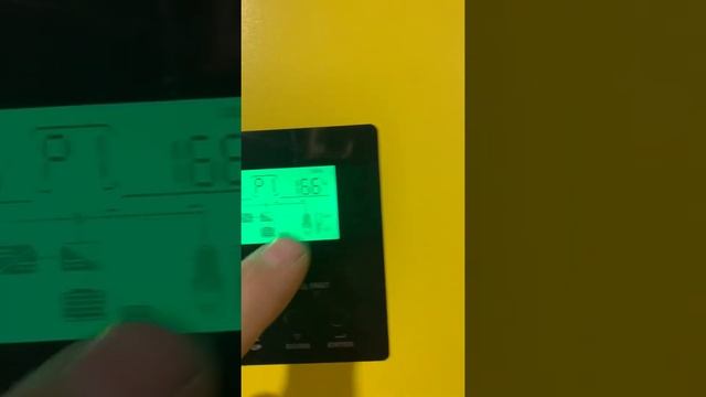 2. EAsun / PowLand inverters - not working well on parallel with solar energy and battery connected смотреть онлайн