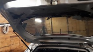 Как снять обшивку багажника на Honda Fit 2014