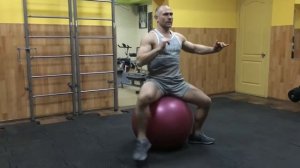Фитбол. Упражнения для спины (часть 1)