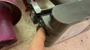 Как правильно разобрать и почистить пылесос DYSON, обслужить своими руками.