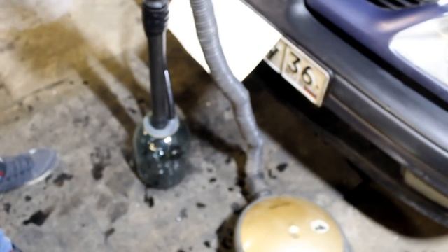 МЕНЯЕМ МАСЛО С ПЫЛЕСОСОМ смотреть онлайн