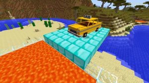 Minecraft Taxi Car vs GTA 5 Taxi Car - which is best?