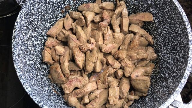 СОЧНАЯ И МЯГКАЯ ЖАРЕНАЯ ПЕЧЕНЬ С ЛУКОМ. Как правильно и быстро жарить печень