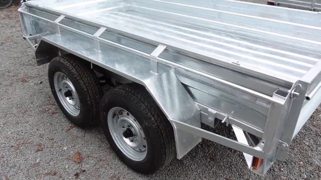 Briford 8x4 1999kg Winch Tipper Tandem Axle Trailer смотреть онлайн