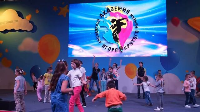 Выступает Миша Смирнов. смотреть онлайн