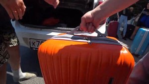 Поезд "Ласточка" Ростов-на-Дону - Новороссийск // Приехали в Геленджик! // Заселяемся в номер