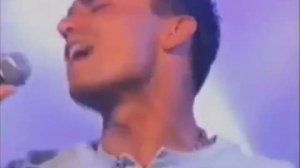 Mustafa sandal  Aya benzer