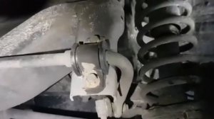 Mitsubishi Outlander (Аутлендер) замена втулок заднего стабилизатора