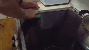 Как почистить плиту. Гель для духовок от Амвей.