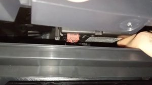 Рено каптур 2021. Погремушка за панелью приборов. Блок smart key держится на соплях.